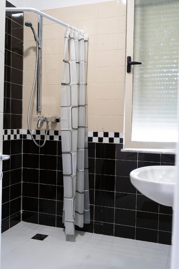 Cane Apartment New Bazaar Tiranë Ngoại thất bức ảnh
