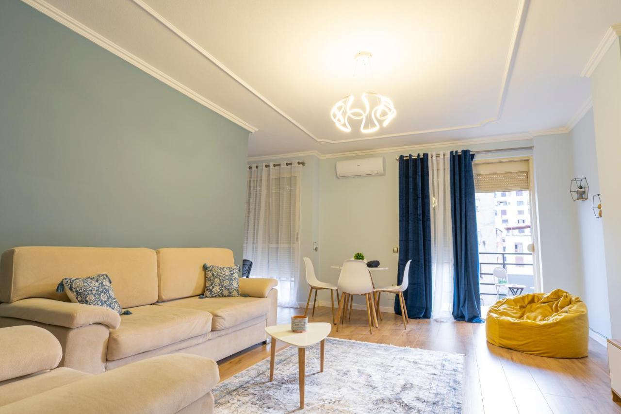 Cane Apartment New Bazaar Tiranë Ngoại thất bức ảnh