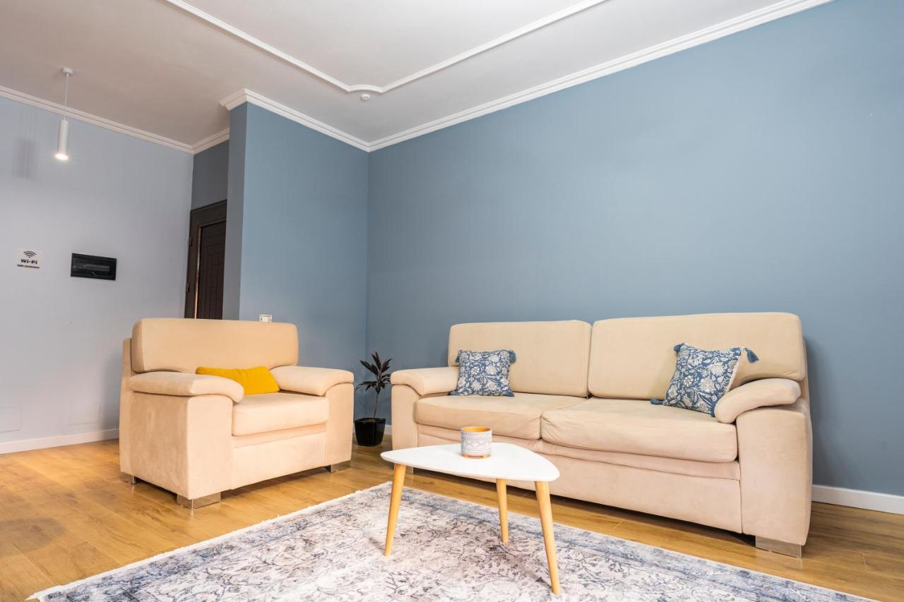 Cane Apartment New Bazaar Tiranë Ngoại thất bức ảnh