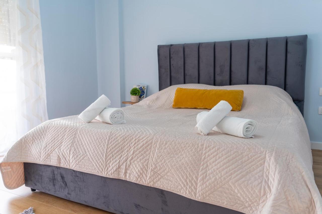 Cane Apartment New Bazaar Tiranë Ngoại thất bức ảnh